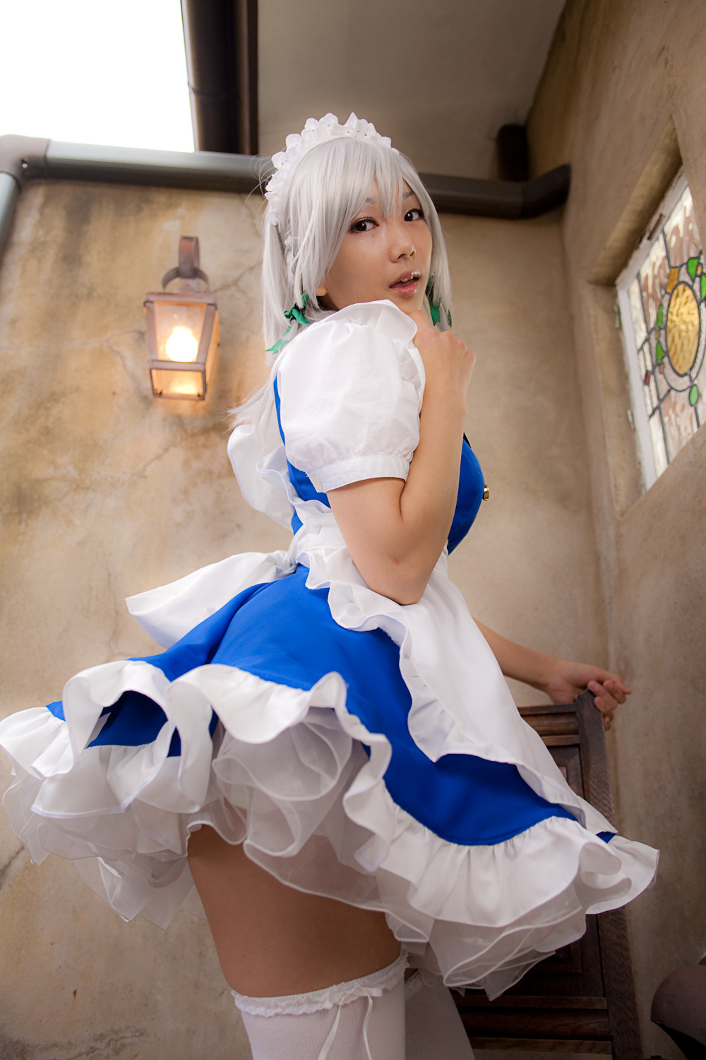 cosplay美女套图 c77 Sakuya Izayoi　白丝假发扮相(1)